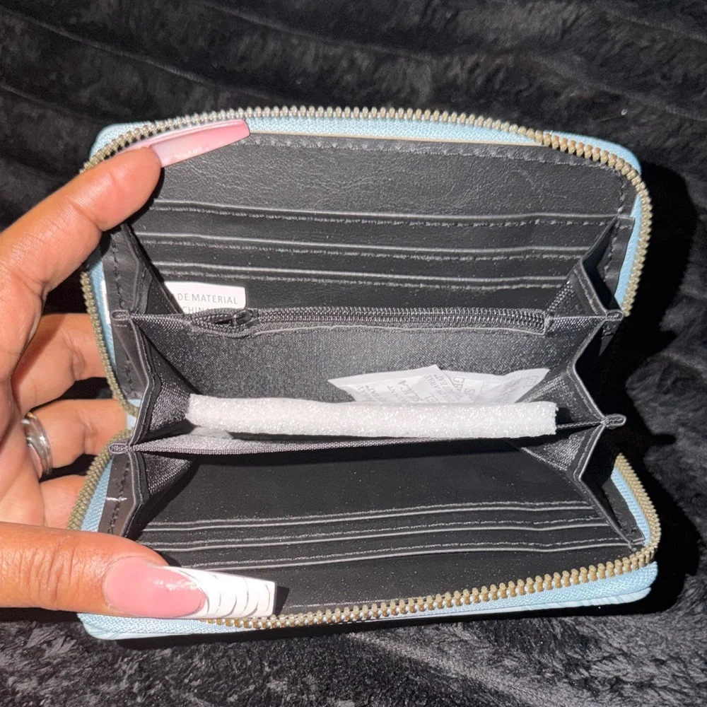 Revive Vintage Vegan Floral Embossed Blue Women's Wallet